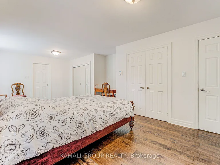 5 Caravan Dr — Photo 9