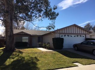 1014 E Landsford St, Lancaster, CA 93535