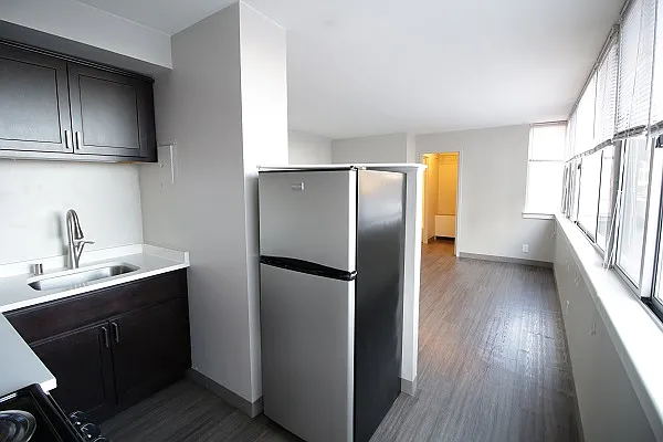1671 N. Prospect Ave. — Photo 76