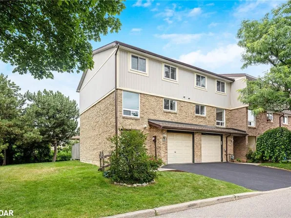 341 Wilson Dr #34, Milton, ON L9T 3Y9