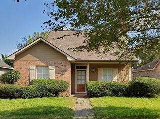 737 Hadley Dr, Baton Rouge, LA 70820