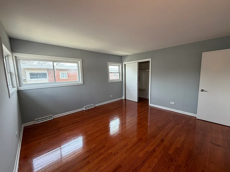 170 E Northwest Hwy #I — Photo 22