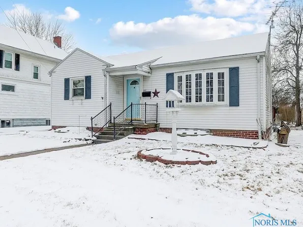 441 Marshall St, Wauseon, OH 43567