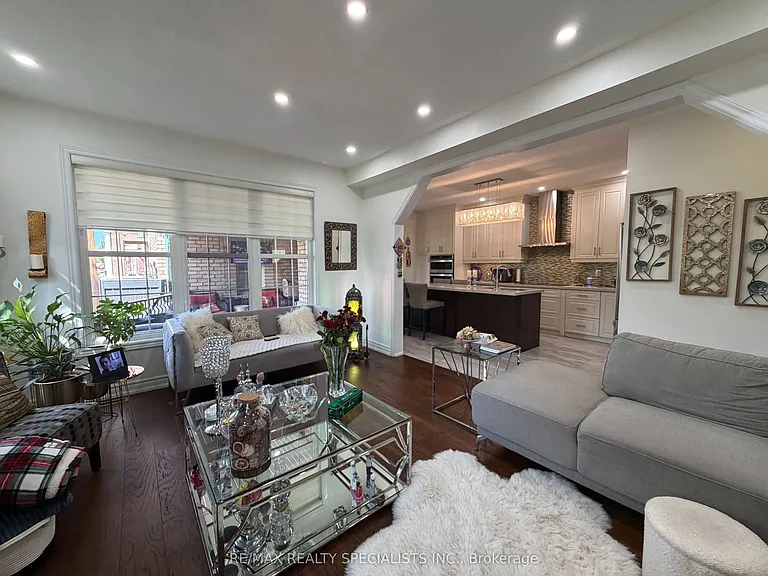 214 McCready Dr — Photo 21