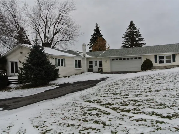 2232 Lords Hl, Tully, NY 13159