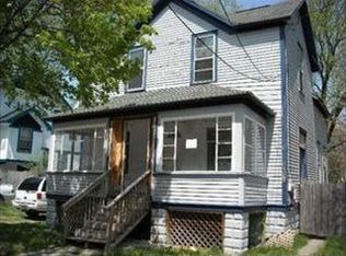 526 Harding Pl, Kalamazoo, MI 49007