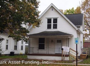 321 16th St NE, Cedar Rapids, IA 52402