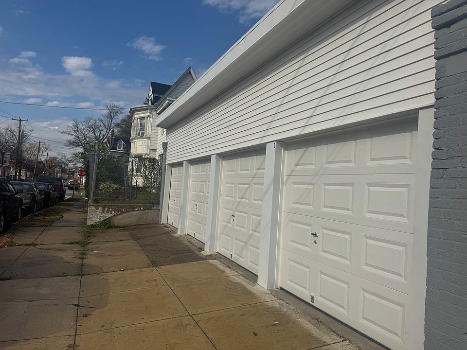 2nd image of 119 S 4th St