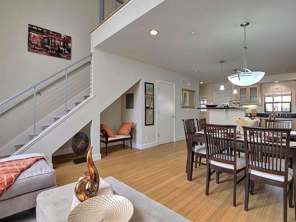 2nd image of 1765 E Bayshore Rd #15