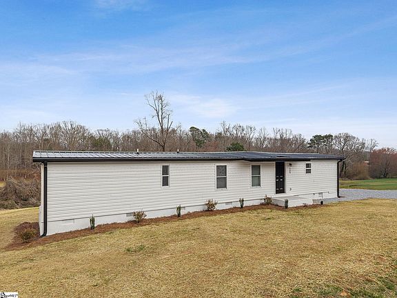 4th image of 139 Davis Rd