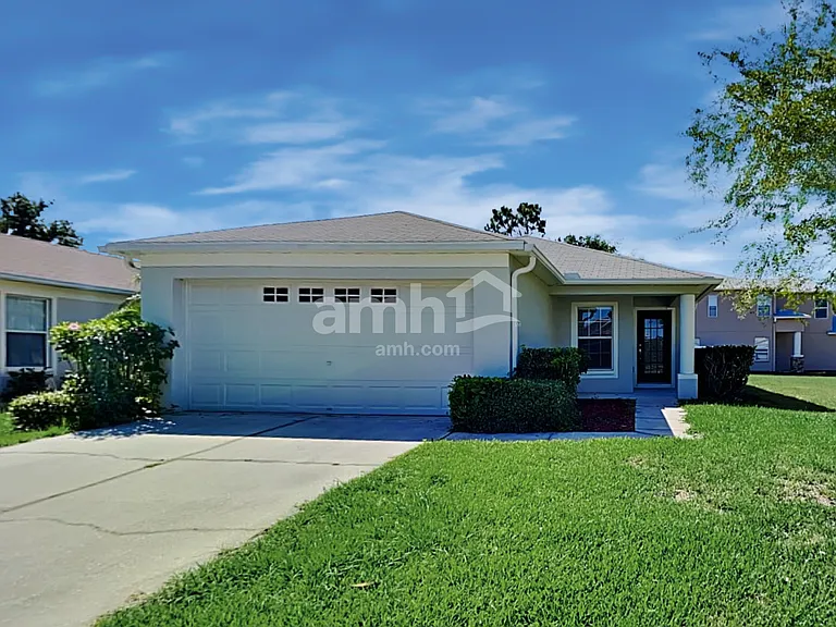 10047 Perthshire Cir — Photo 1