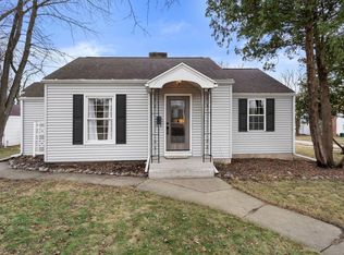 536 E Linden Dr, Jefferson, WI 53549