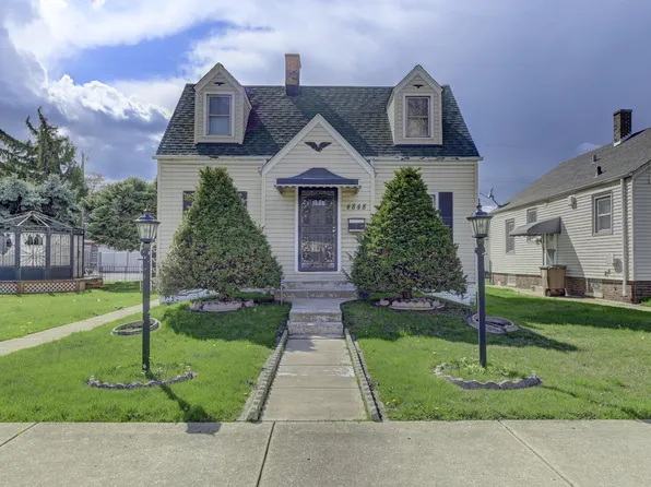 4848 Ivy St, East Chicago, IN 46312