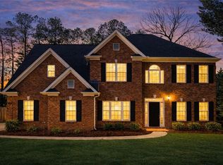 1020 Mount McKinley Dr, Grayson, GA