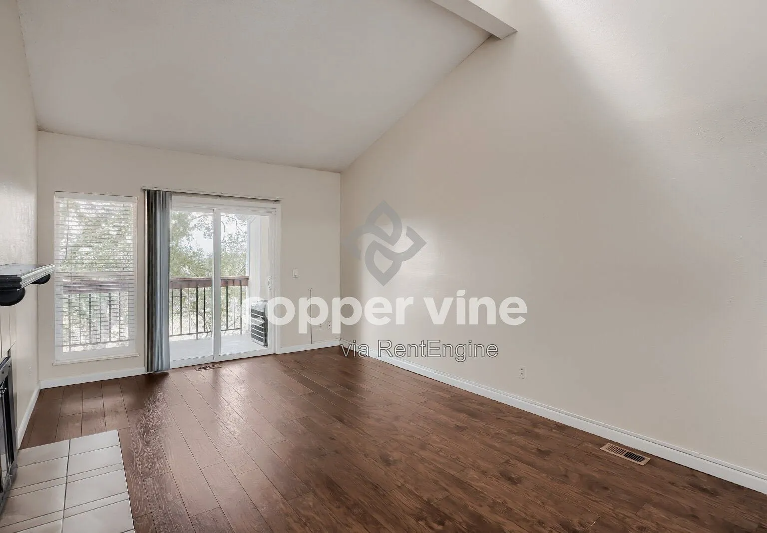2 bed, 1.0 bath, 1000 sqft, $1,645 — Photo 4