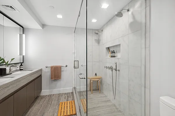 Sold by Corcoran | media 6