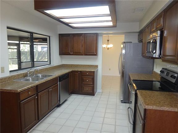 4th image of 8218 La Serena Dr