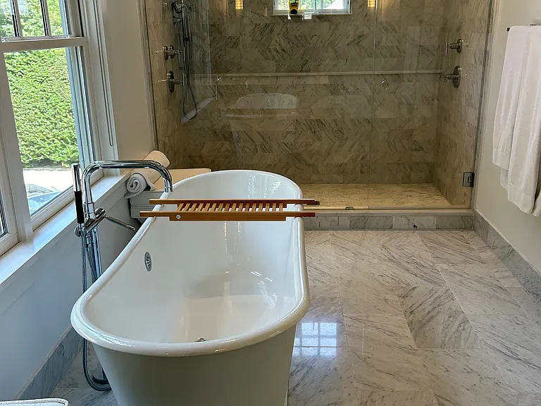 78 Pantigo Rd — Photo 18