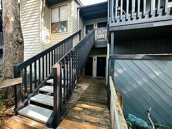 2nd image of 9009 Richmond Ave APT 616