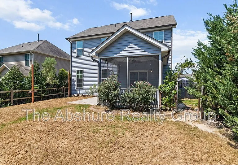 404 Avery Glenn Way — Photo 40