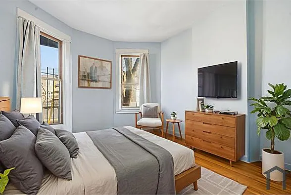 1637 S Saint Louis Ave #3 — Photo 1