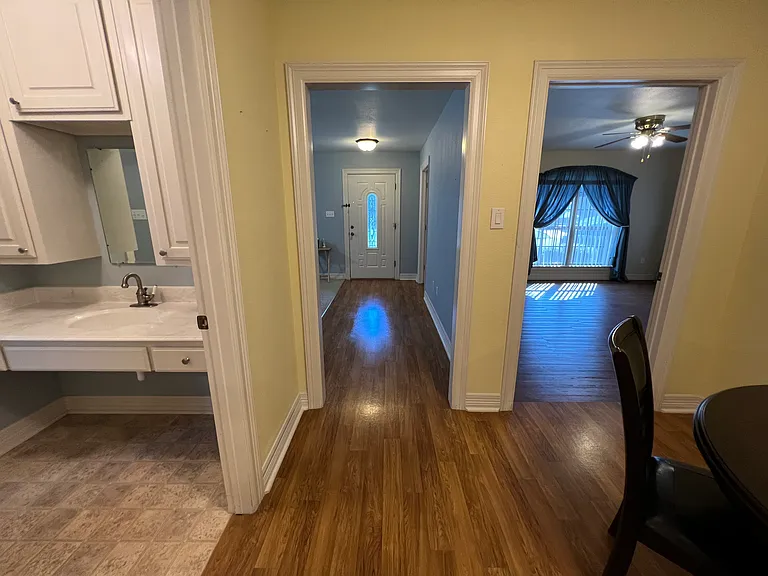 1825 Glenway Dr — Photo 16