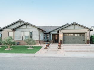 597 Crescent Ln, Madera, CA 93636