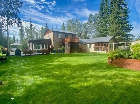 147 W 4th St, Anderson, AK 99744