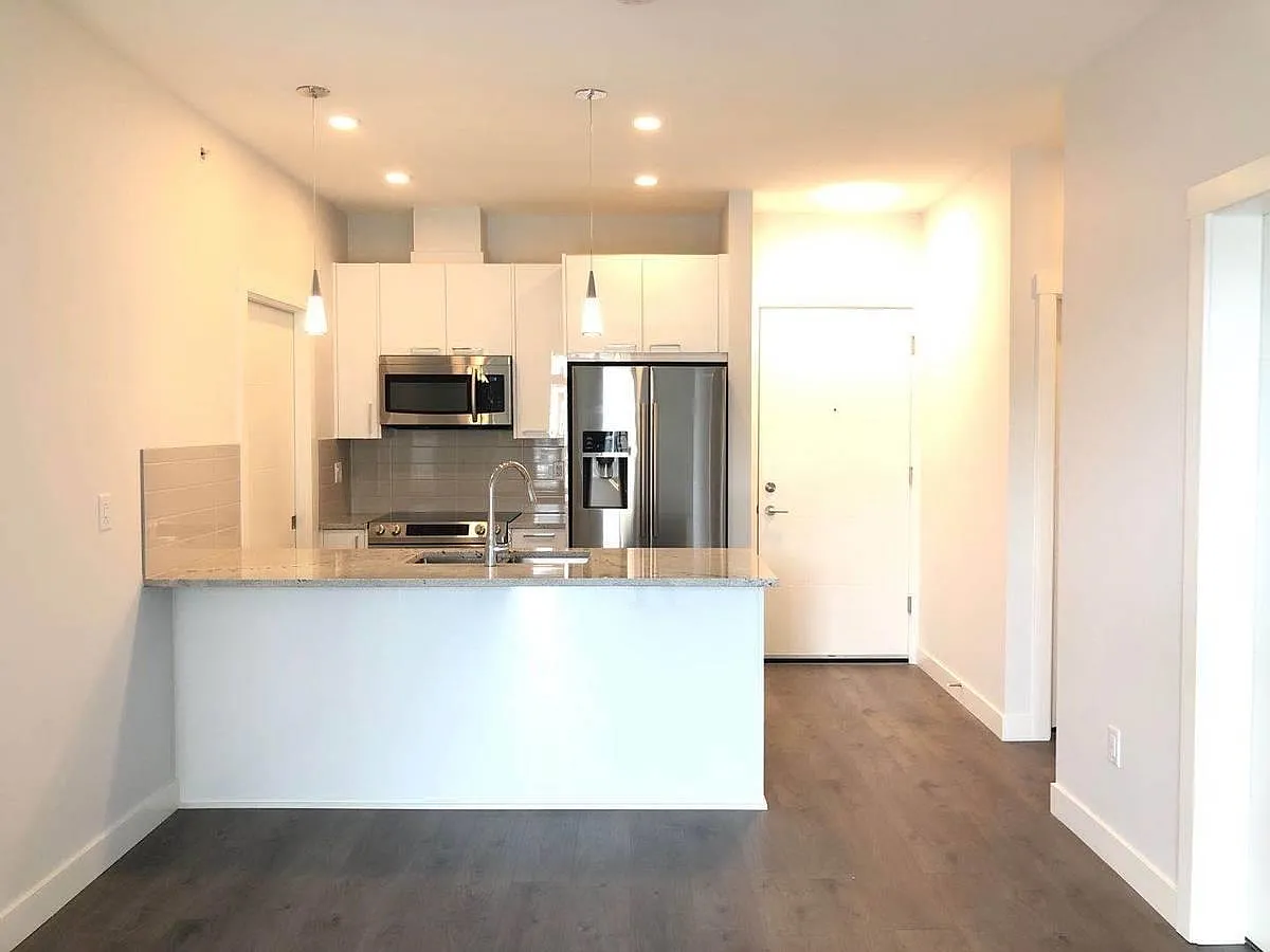 1 bed, 706 sqft, $1,600 — Photo 1