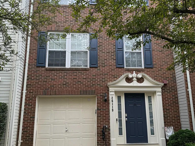 26119 Lands End Dr — Photo 1