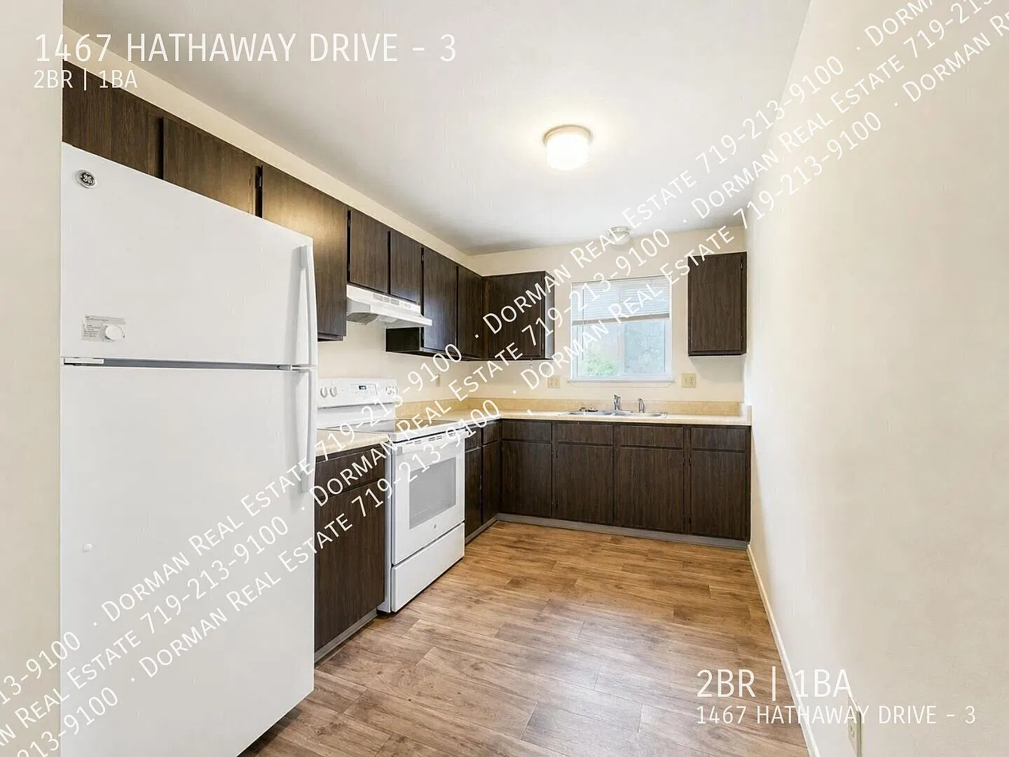 1467 Hathaway Dr — Photo 3
