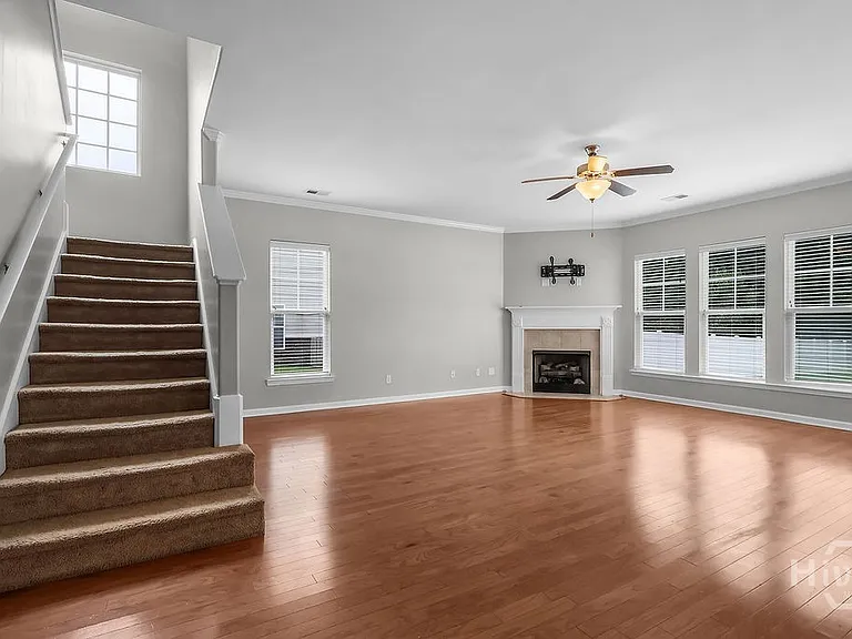 149 Tahoe Dr — Photo 12