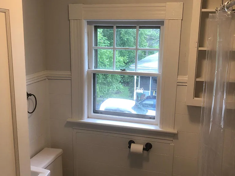 137 Baldwin St #A — Photo 9