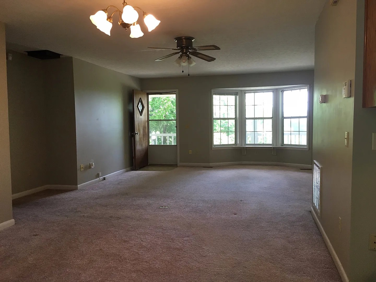 4084 Friendship Road — Photo 3