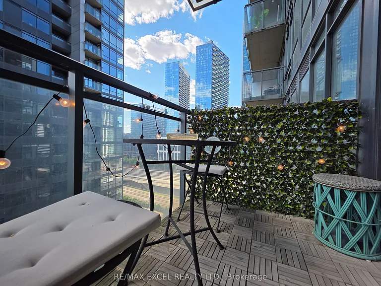 4K Spadina Ave #1129 — Photo 24
