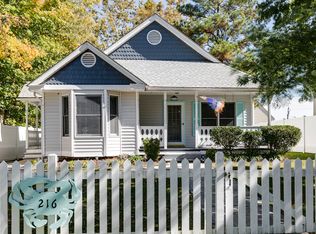 216 Lee St, West Point, VA 23181