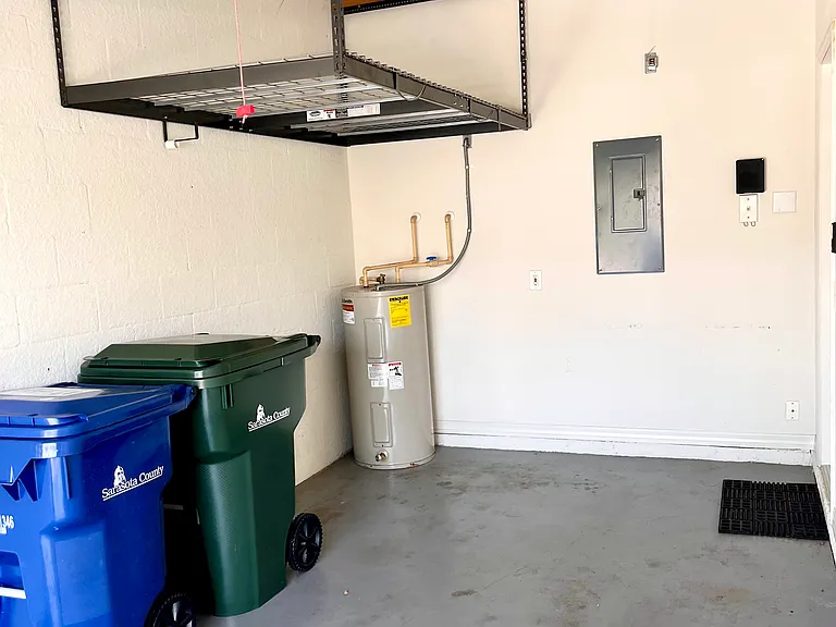 3934 Yellowstone Cir — Photo 14