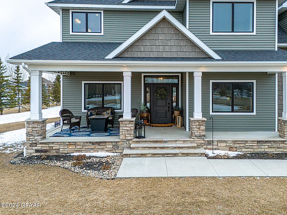 3rd image of 6200 Driftwood Dr