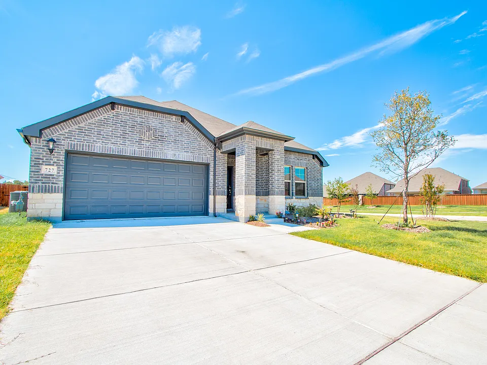 727 Williams Way