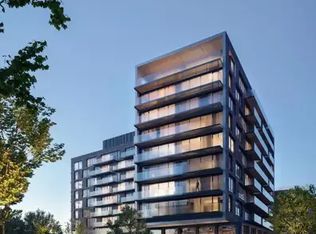 70 Mississauga Rd S #604, Mississauga, ON L5H2H3