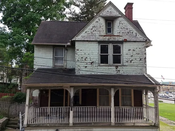 16 11th St, Parkersburg, WV 26101