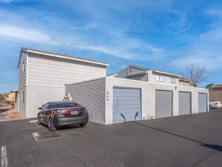 5198 Greene Ln — Photo 28