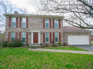 10702 Bowmore Ct, Douglass Hills, KY