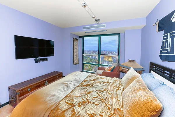 Sold by Brown Harris Stevens | media 31