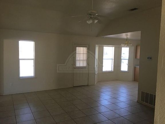 2nd image of 2608 Gazelle Dr