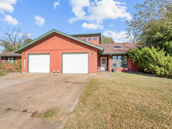 216 Northridge Ct, Lindsborg, KS 67456