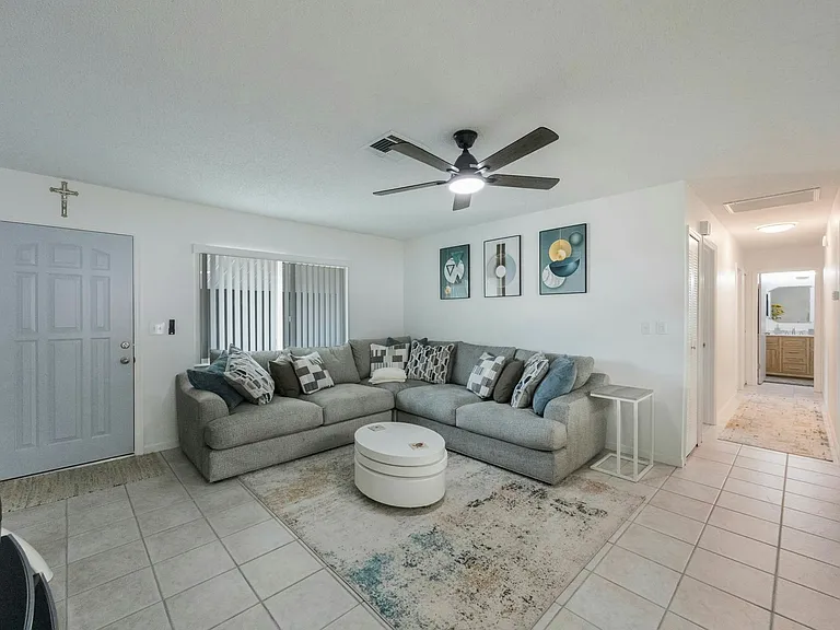 8214 Denise Dr — Photo 6