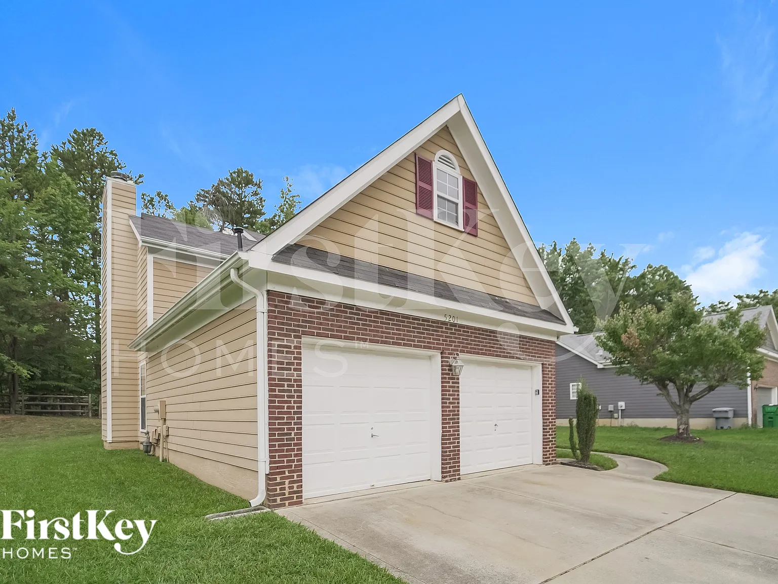 4 bed, 2.5 bath, 2087 sqft, $2,610 — Photo 3