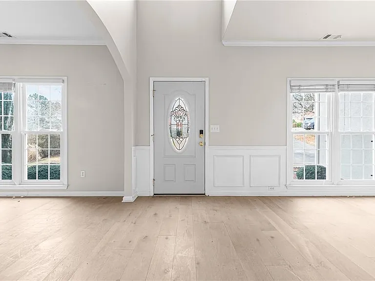 2030 Brook Meadow Dr — Photo 3