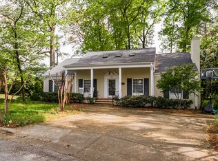 104 Irving Park Ct, Greensboro, NC 27408